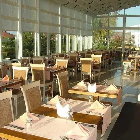 Babaylon Semesteranläggning (resort)