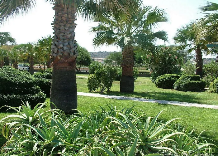 Babaylon Semesteranläggning (resort)